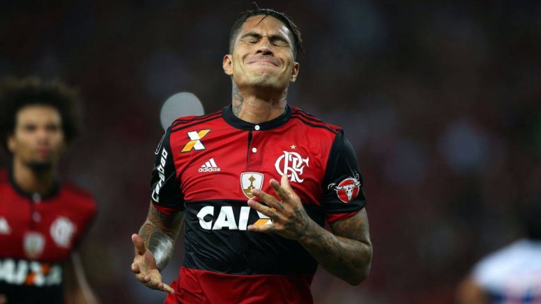 Flamengo suspende contrato de Guerrero