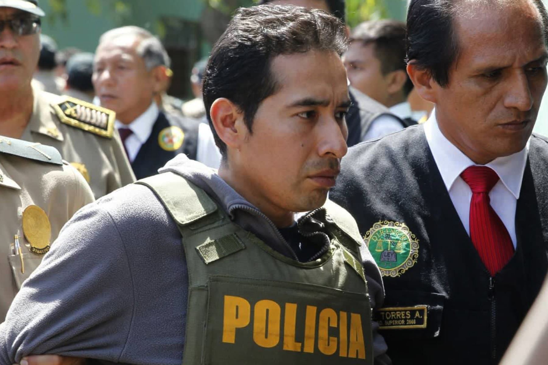 Defensa de Carlos Hualpa:  «solo quiso desfigurar a Eyvi y no matarla»