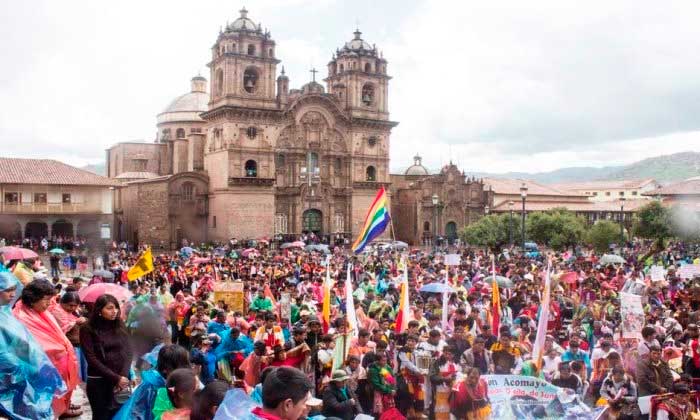 Puno y Cusco protestan en rechazo al paquetazo