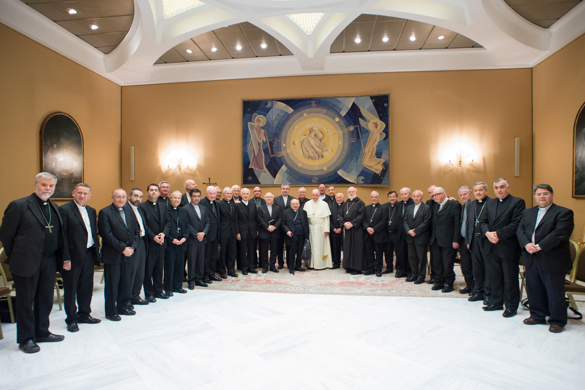 34 Obispos chilenos renunciaron ante el papa Francisco