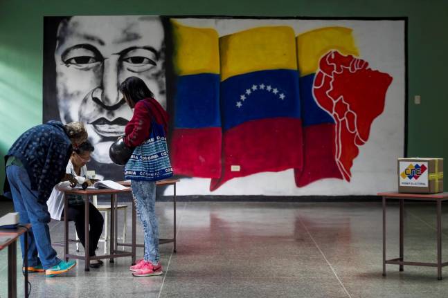 Fraude y abstención marcaron “elecciones” en Venezuela