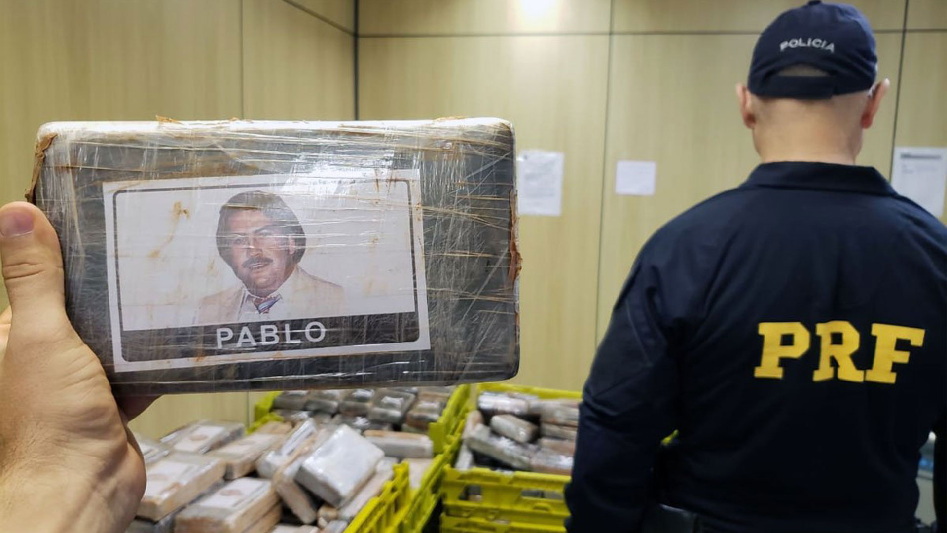 Incautaron cocaína en paquetes  con fotos de Pablo Escobar en Brasil