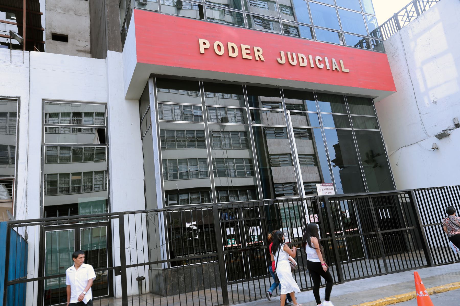 Admiten recusación contra  jueces que favorecieron a Humala