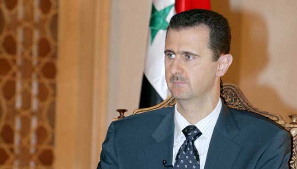 Rebeldes opositores de Al Asad firman acuerdo de rendición