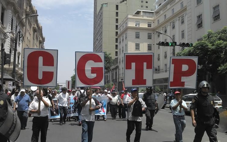 CGTP  marcha contra la corrupción  del CNM y Poder Judicial