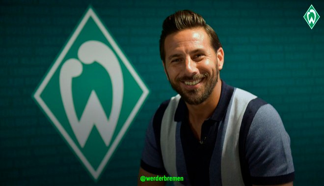 Claudio Pizarro terminará su  carrera en el Werder Bremen