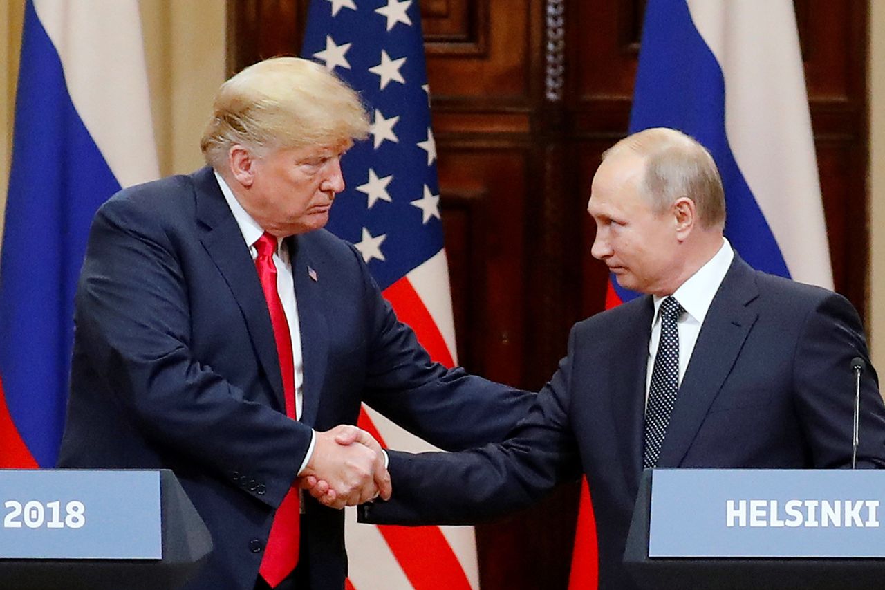 Putin y Trump califican  su reunión como  útil y exitosa