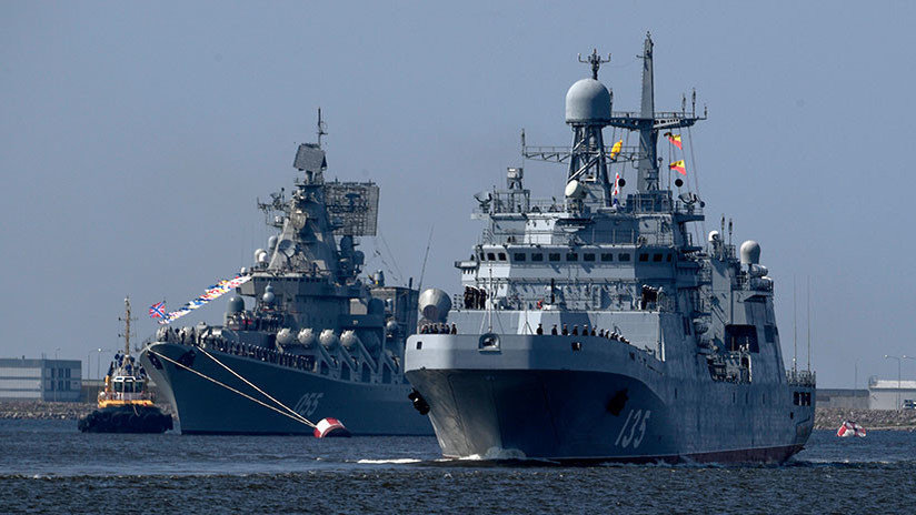 Buques de misiles  guiados rusos cruzan  el Canal de la Mancha