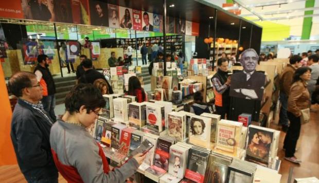 Unos 565.000 visitantes asistieron este año a la Feria del Libro de Lima