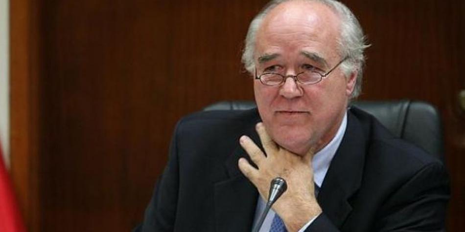 García Belaunde: “Debería acortarse período presidencial y congresal a 4 años»
