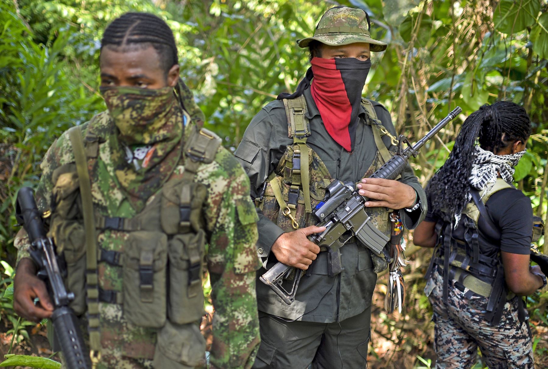 Presuntos guerrilleros del ELN secuestran a seis personas en Colombia