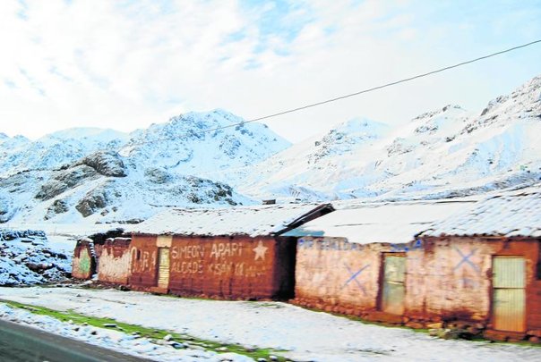 Huancavelica viene realizando cruzada para ayudar a afectados por las heladas
