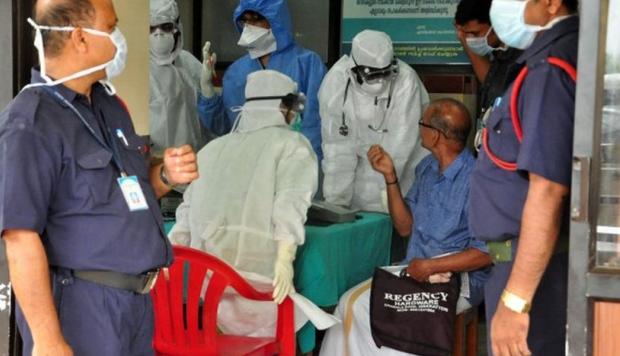 Al menos 50 personas han muerto debido a un brote de fiebre en la India