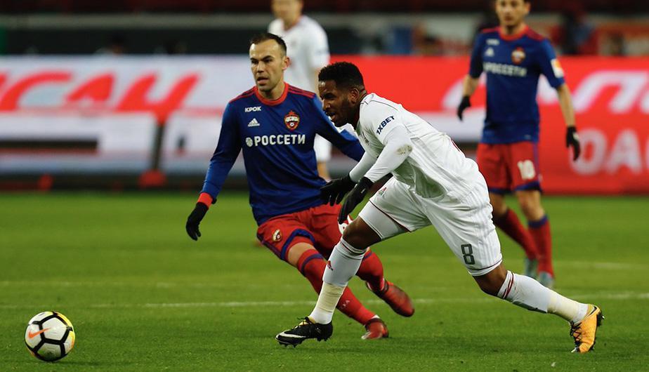 Farfán jugó en empate del Lokomotiv