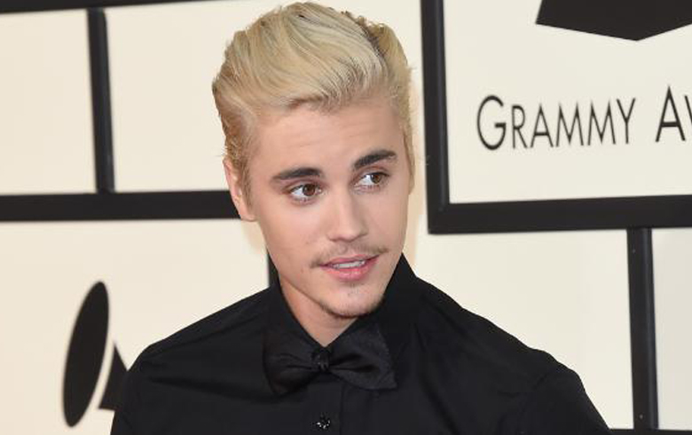 Manager de Justin Bieber revela las adicciones del cantante