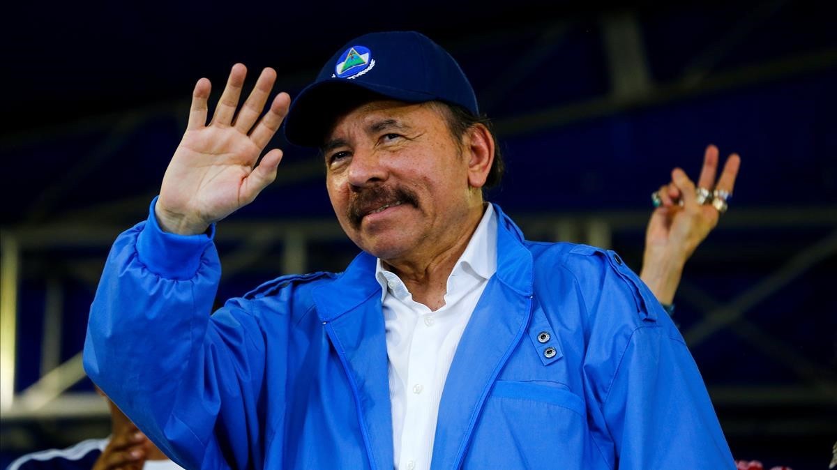 Presidente de Nicaragua niega la represión y culpa a EEUU de crisis en su país