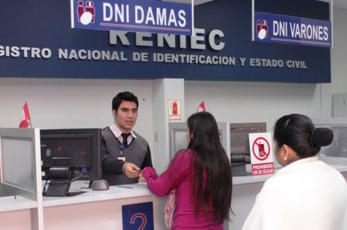 Reniec amplía horario de atención en Arequipa para la entrega de DNI