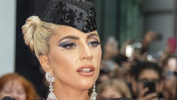 Fans de Lady Gaga hacen campaña para desprestigiar  la película “VENOM”