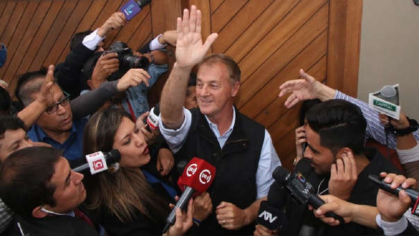 A boca de Urna: Jorge Muñoz es el virtual nuevo alcalde de Lima