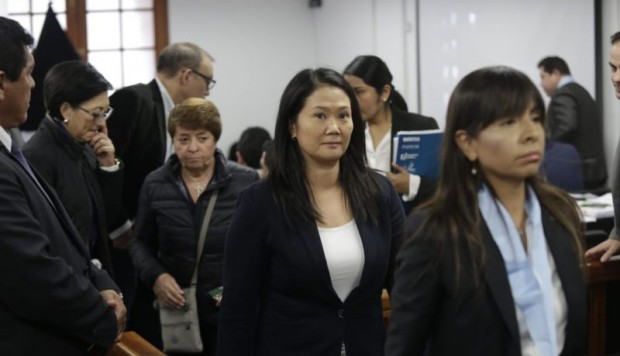 Keiko cuestiona a  juez Concepción