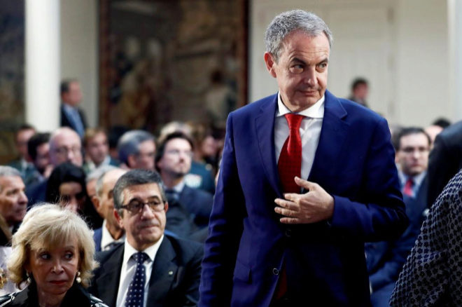 Zapatero, acusado de recibir proyectos petroleros en Venezuela