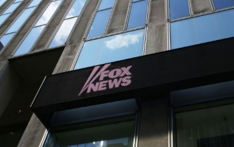 Fox News respalda a CNN en demanda contra la Casa Blanca