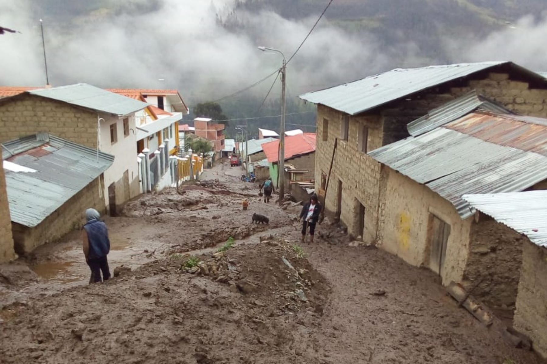 En Cusco: Huaico deja más de 30 familias dammificadas en Paucartambo