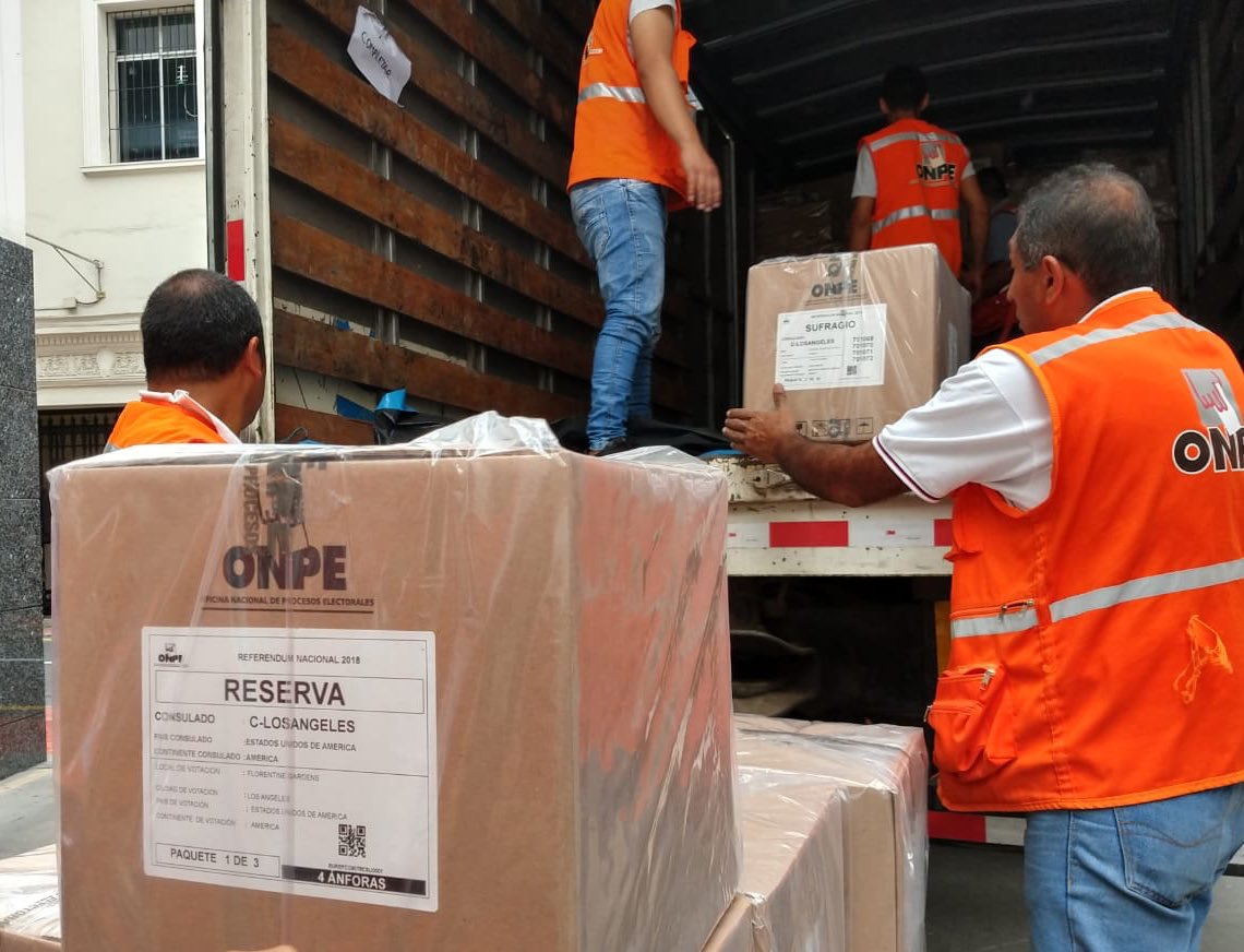 ONPE entrega a Cancillería material electoral para el Referéndum