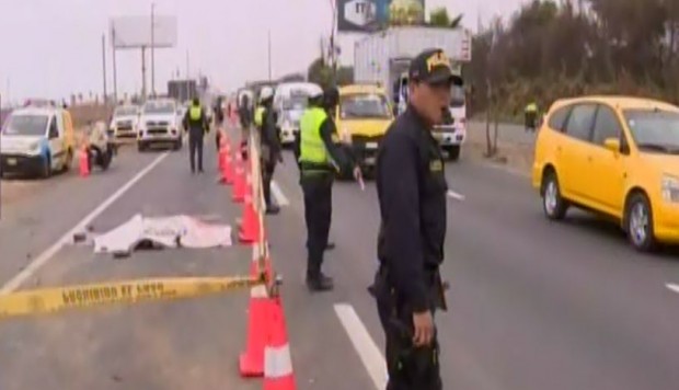 Accidente dejó un muerto en el km 6 de la avenida Ramiro Prialé