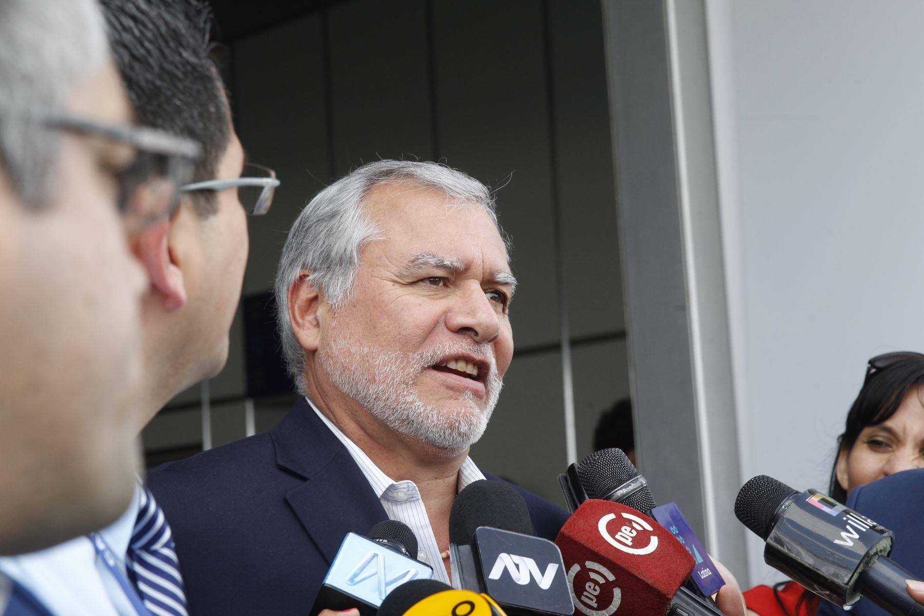 Ugaz respalda decisión judicial de impedir salida del Perú de Mark Vito Villanella