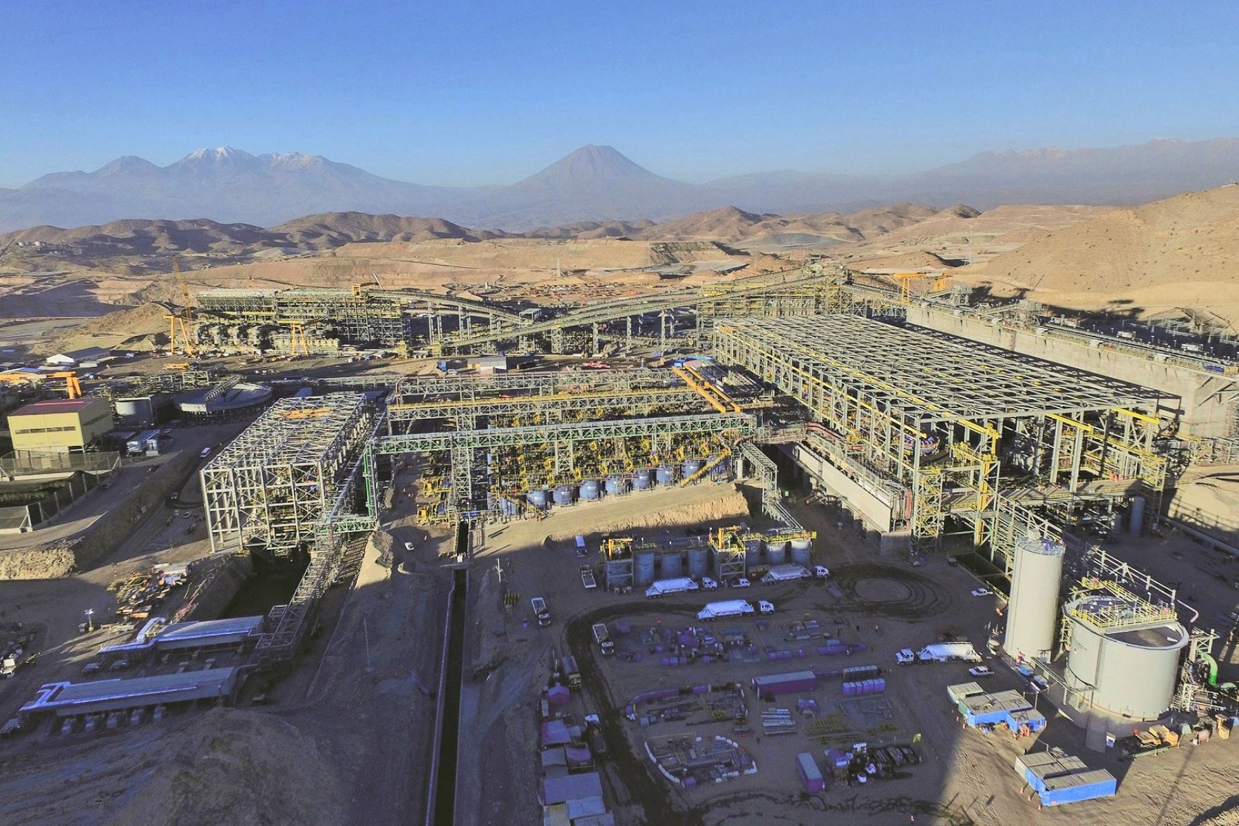Reino Unido desplaza a China en inversiones mineras futuras en el Perú