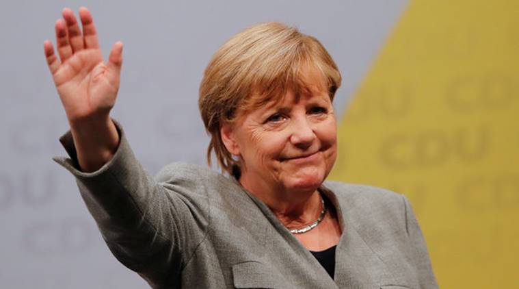 Angela Merkel conserva primer lugar en lista Forbes sobre mujer más poderosa