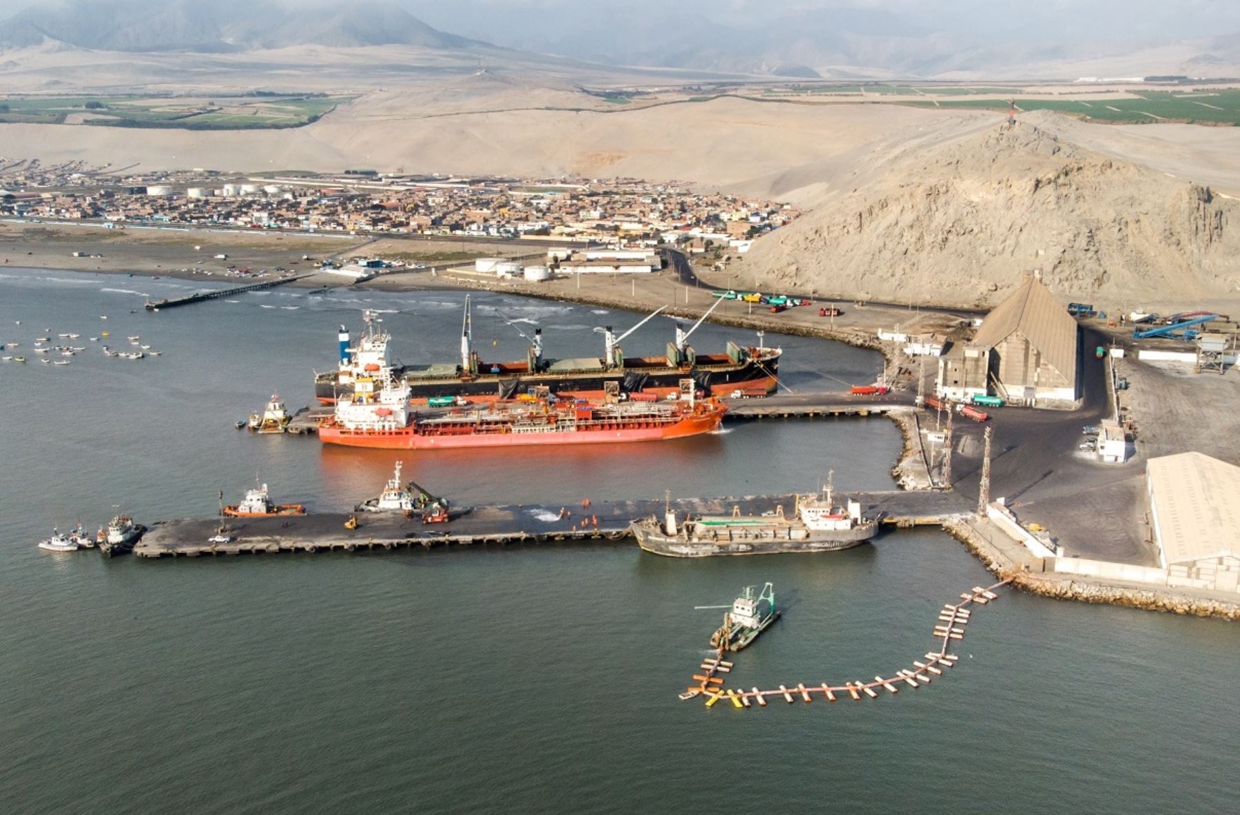 Inician obras de dragado en puerto de Salaverry para incrementar capacidad
