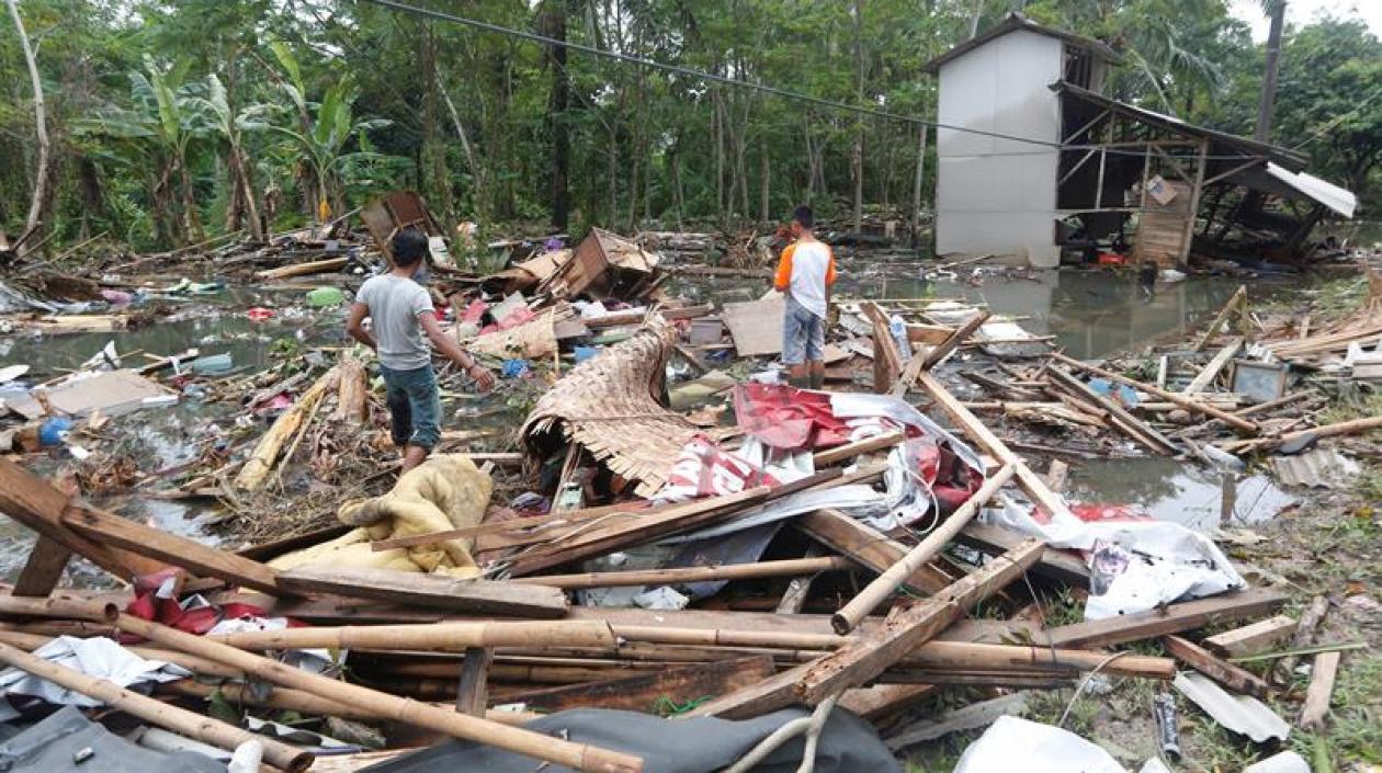 En indonesia aumenta a 430 la cifra de muertos y a 1.495 los heridos