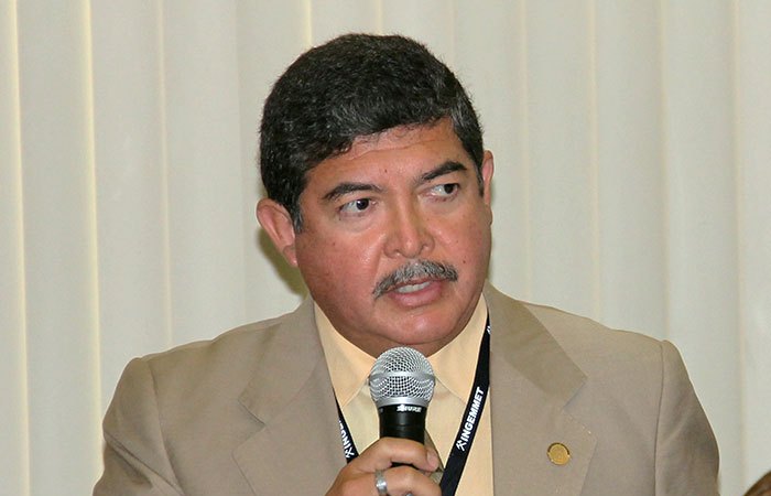 Liberan al gobernador de Tacna acusado de liderar banda de tráfico de terrenos