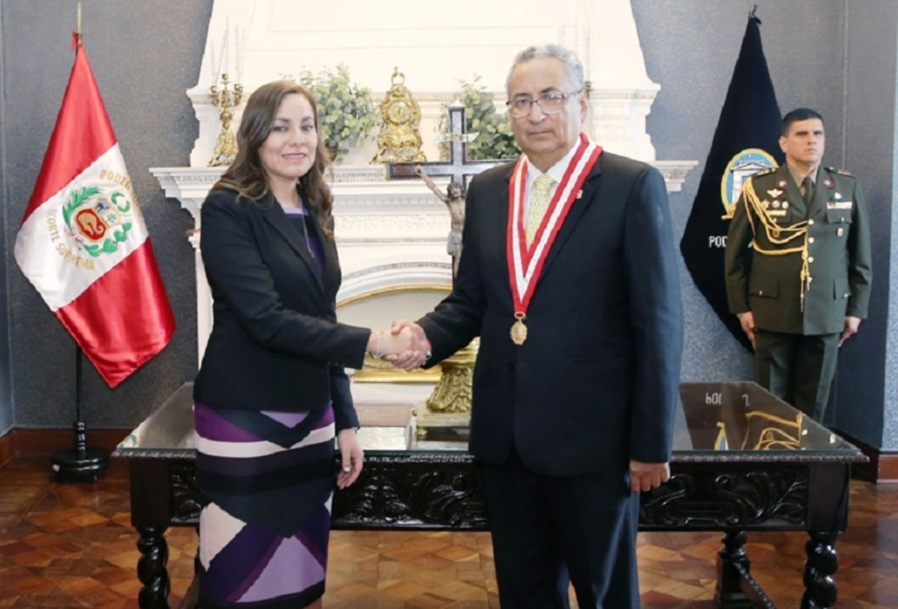 Claudia Suárez juramento como nueva jefa de SUNAT