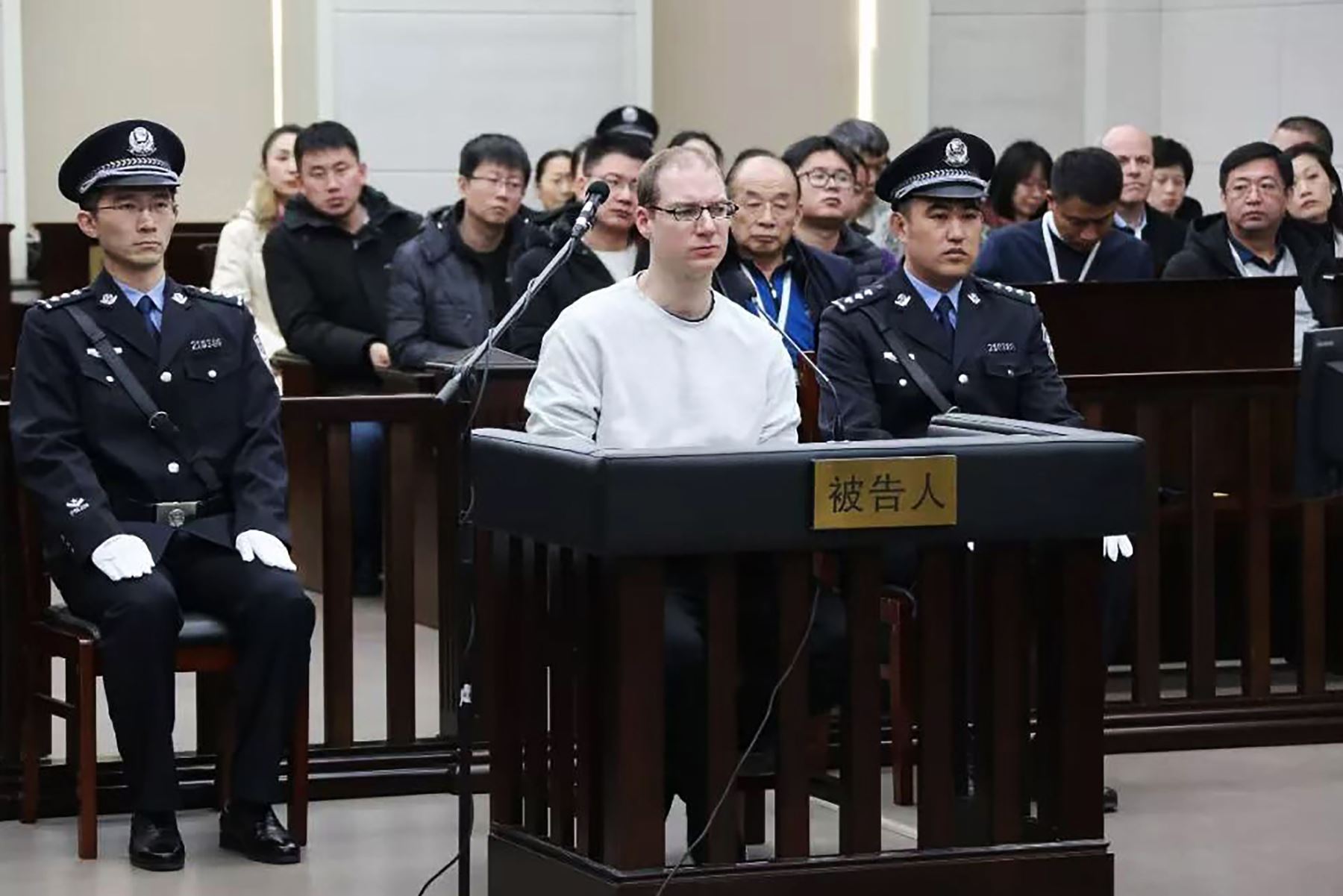 Un tribunal chino condena a muerte a un canadiense por tráfico de droga