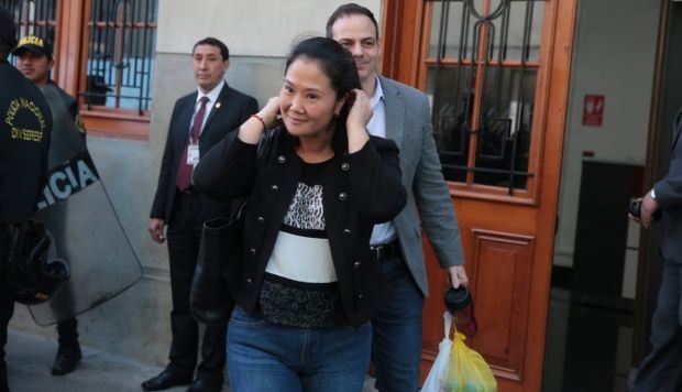 Fiscal José Domingo Pérez interroga a Keiko Fujimori en penal de Chorrillos
