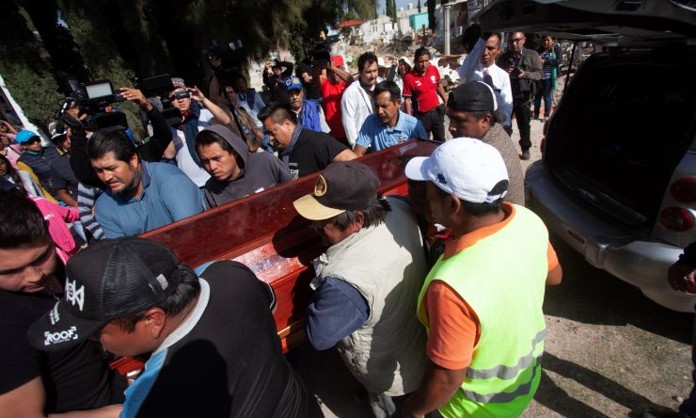 Aumenta a 89 la cifra de muertos por explosión en toma clandestina de gasolina en México
