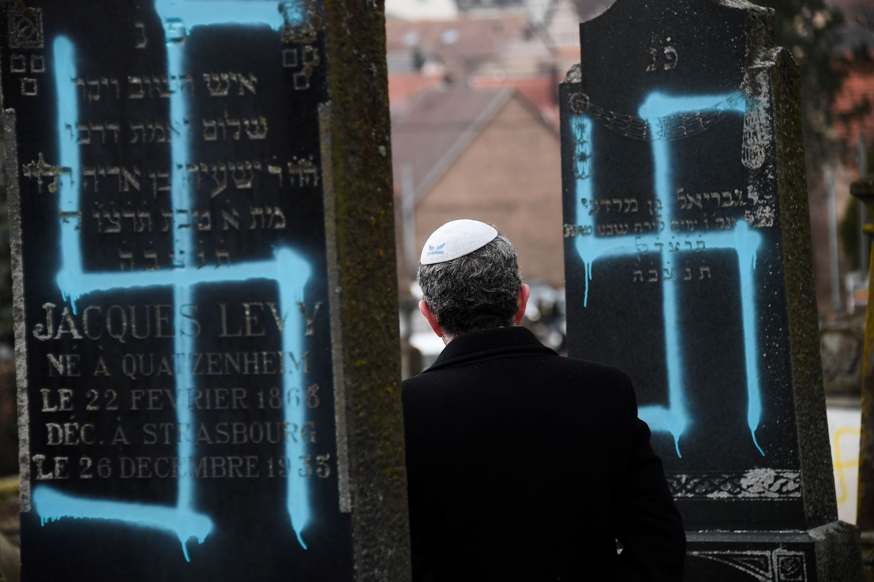 Profanación de 80 tumbas judías en Francia antes de marcha contra antisemitismo