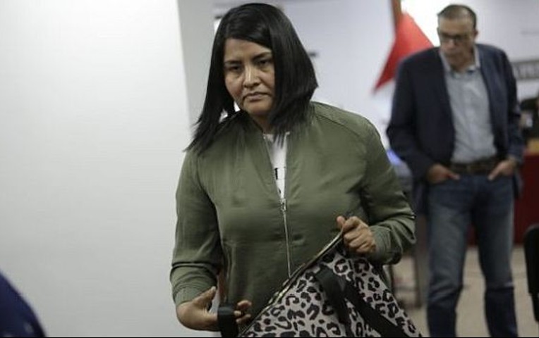 Caso Cocteles: anulan impedimento de salida para Carmela Paucará