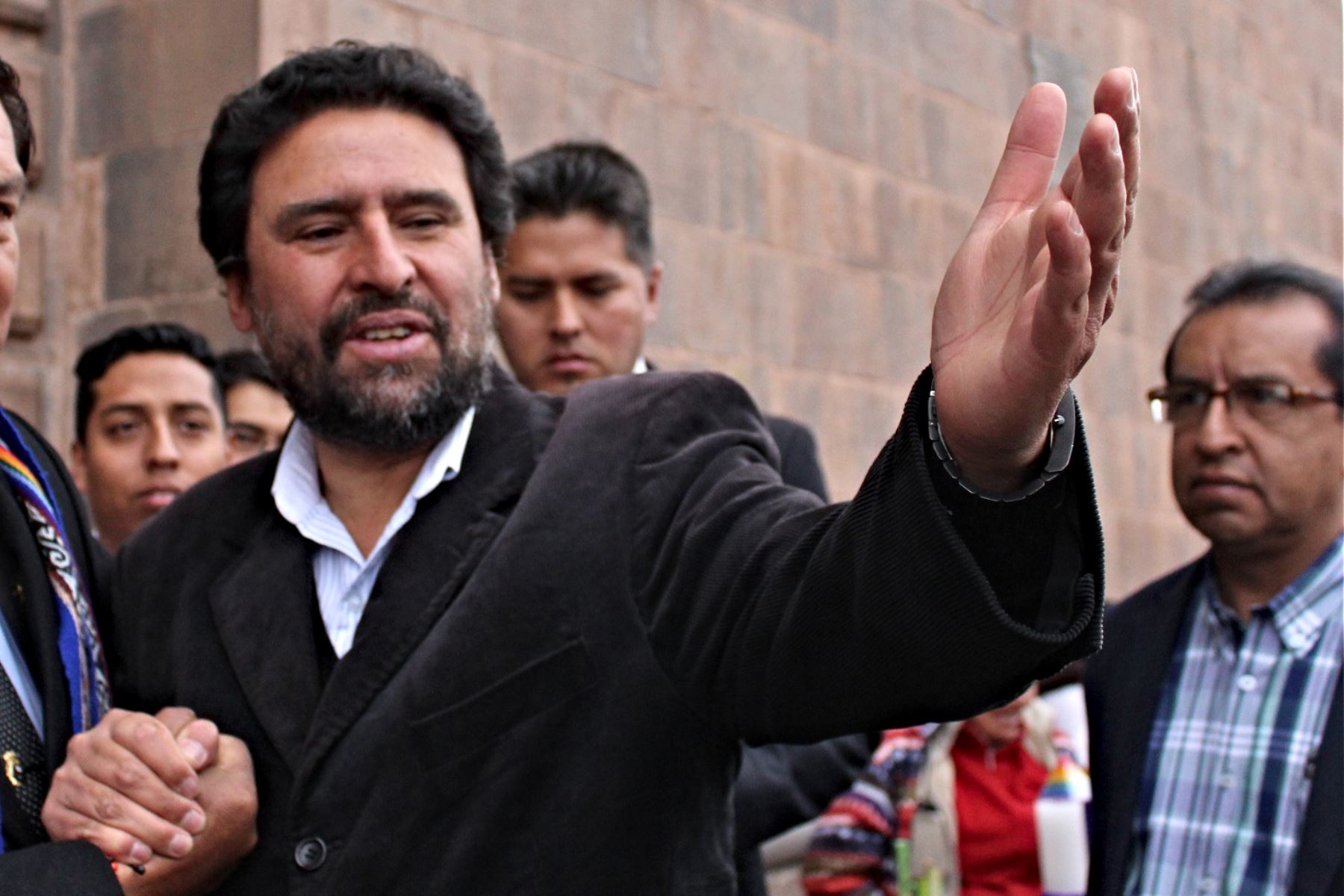 Condenan a dos años de prisión suspendida a alcalde de Cusco