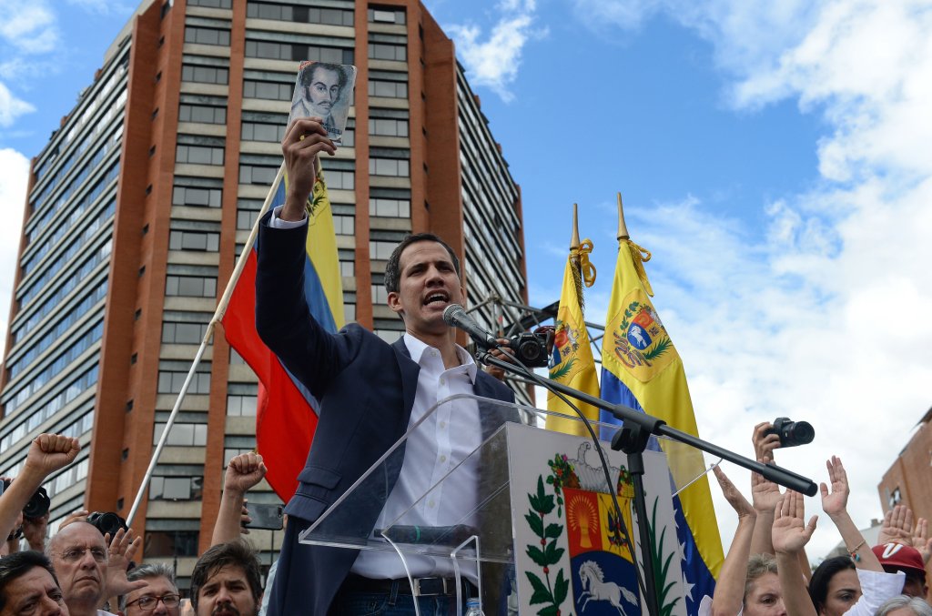 Juan Guaidó llegó a Venezuela y convocó a marcha