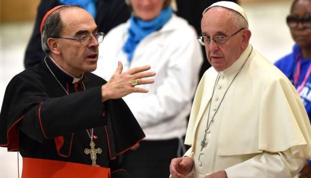 Papa Francisco recibirá al cardenal francés sentenciado por silenciar casos de pederastia