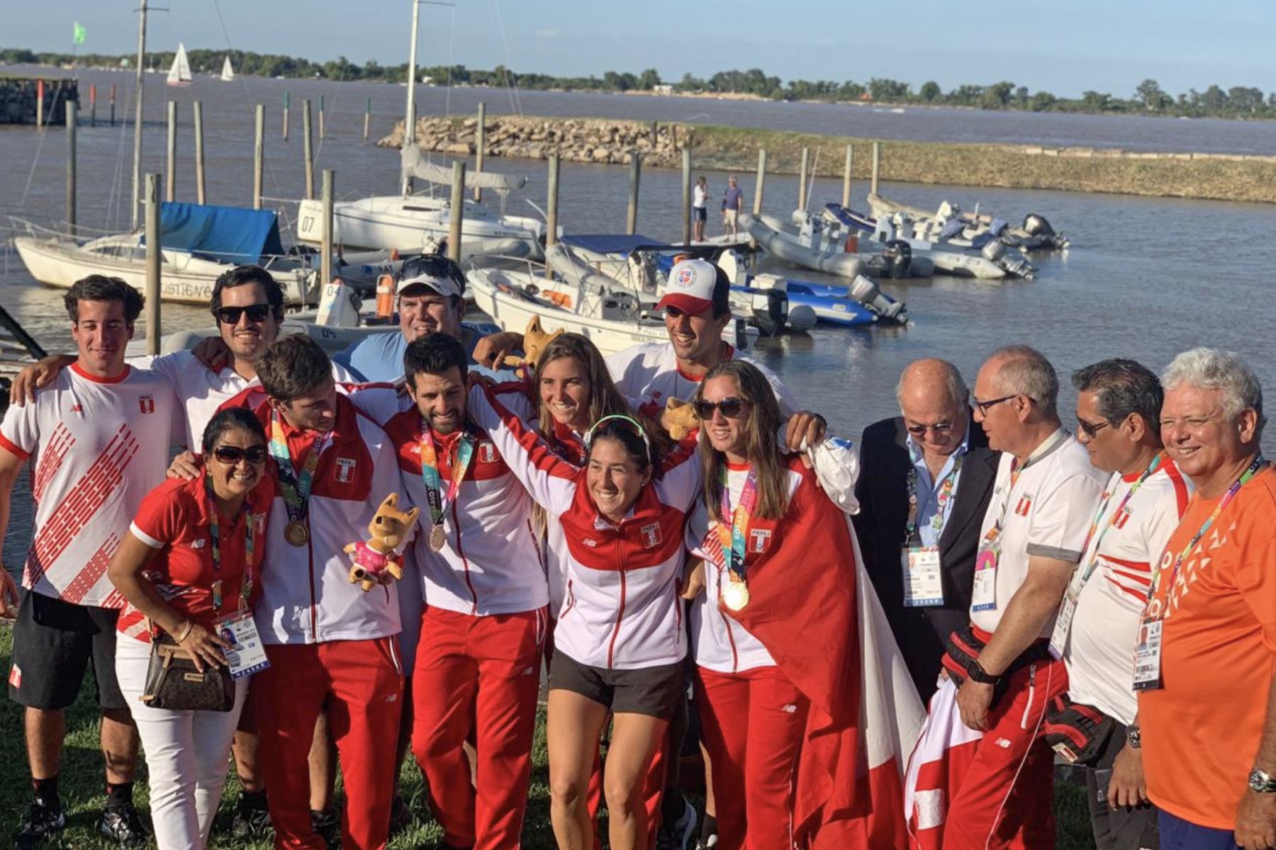 Perú logra 13 medallas de oro en Juegos Suramericanos de Argentina