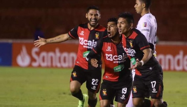 Melgar se enfrenta a Junior de Colombia por la Copa Libertadores