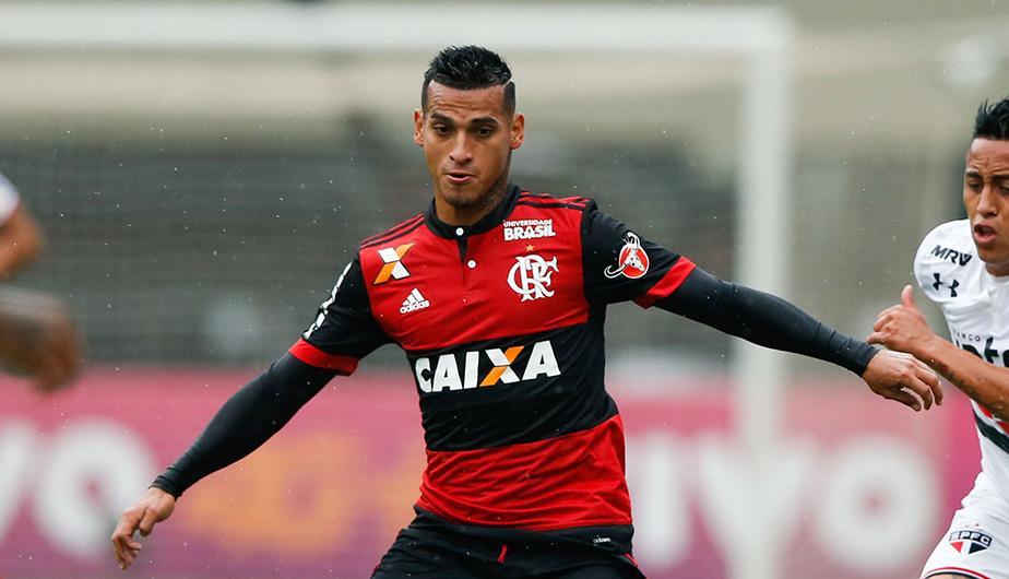 Miguel Trauco no va más en el Flamengo