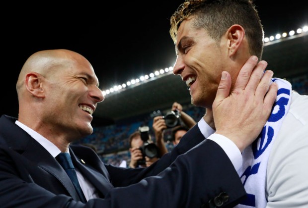 Zidane afirma que Ronaldo es un jugador irremplazable