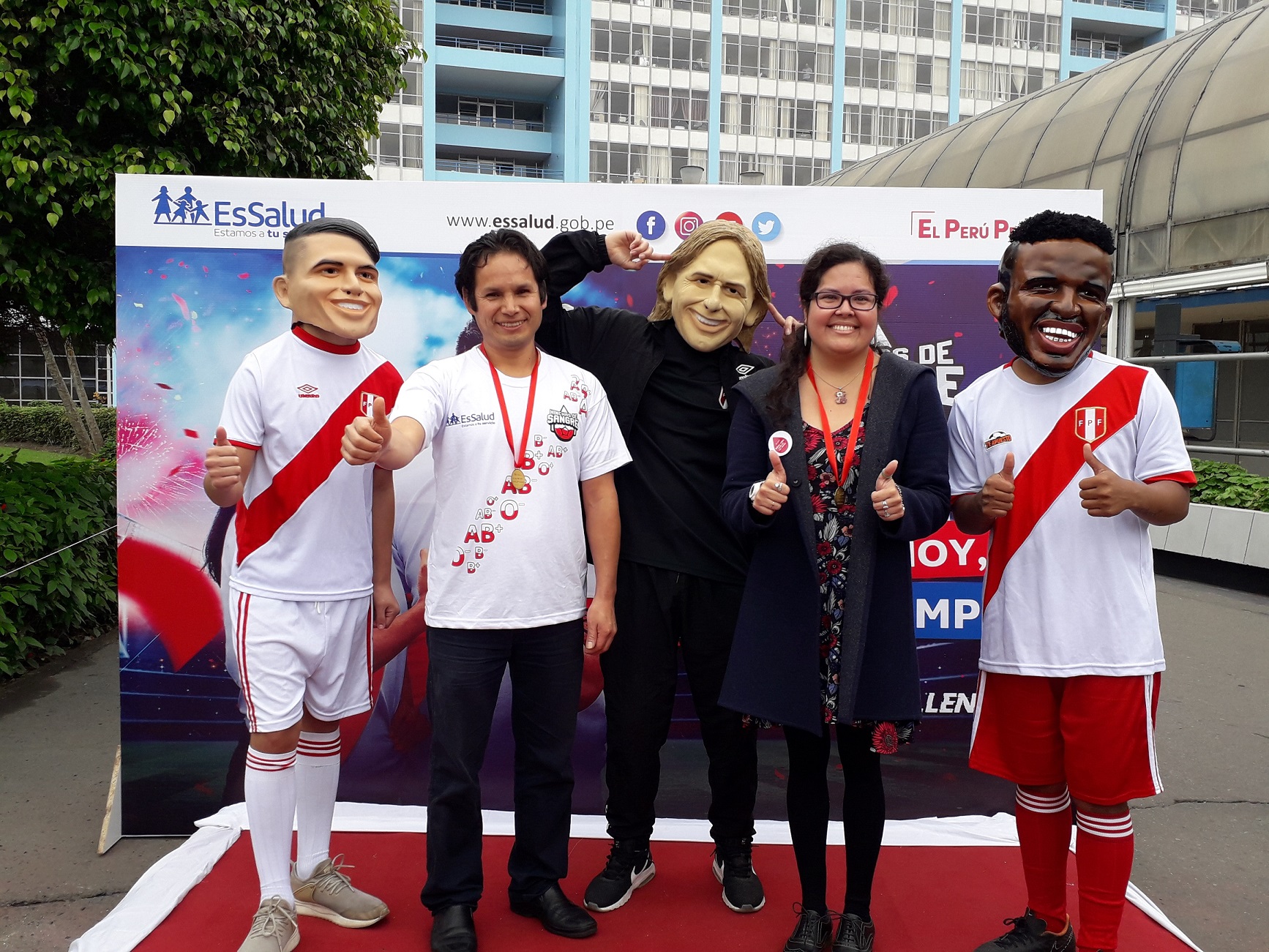 Campeones en donación de sangre envían mensaje de aliento a selección peruana
