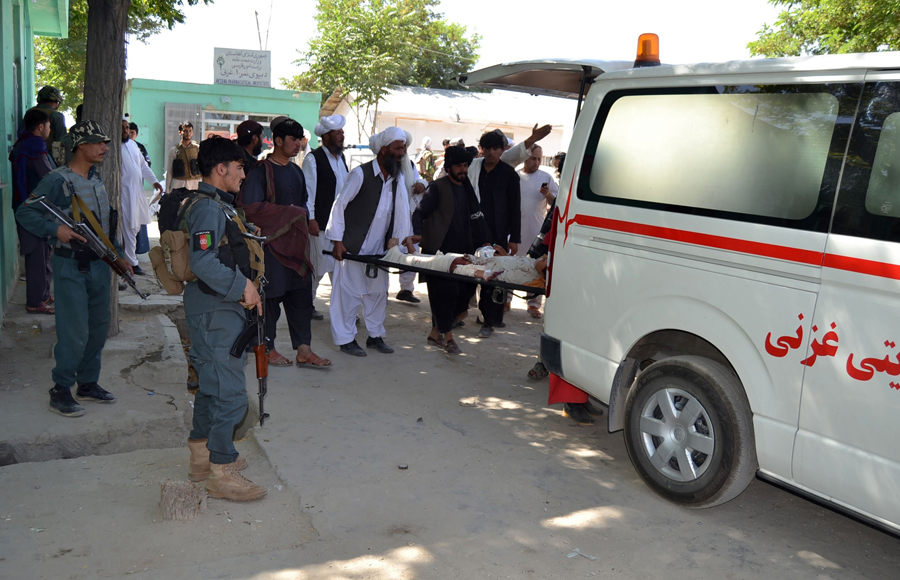 12 muertos y 179 heridos por ataque de talibanes